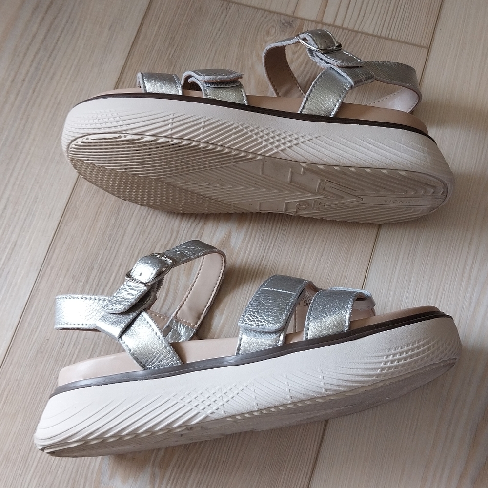 Vionic Solana Sandals - image 3